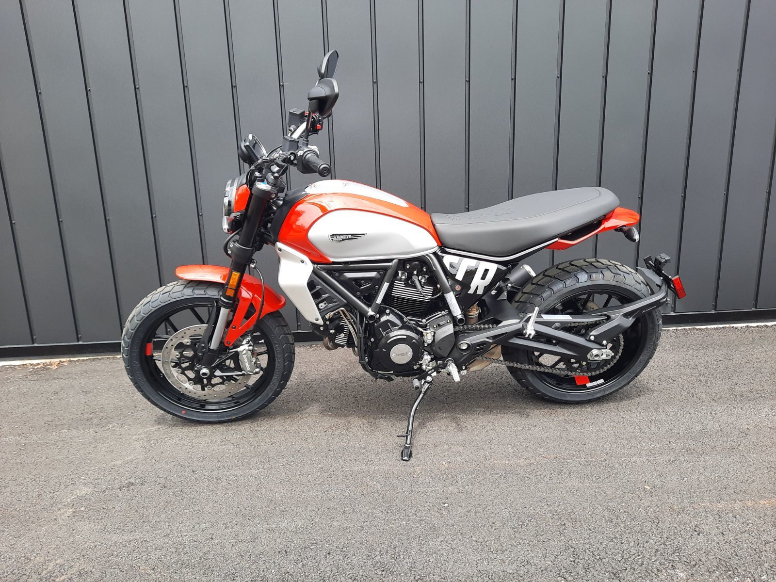 2024 Ducati Scrambler ICON 2G