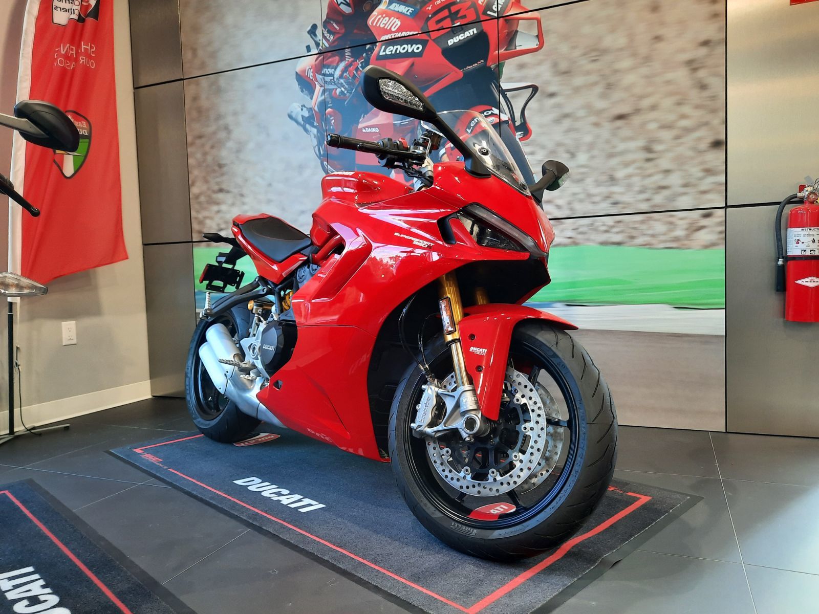2023 Ducati Supersport 950 S