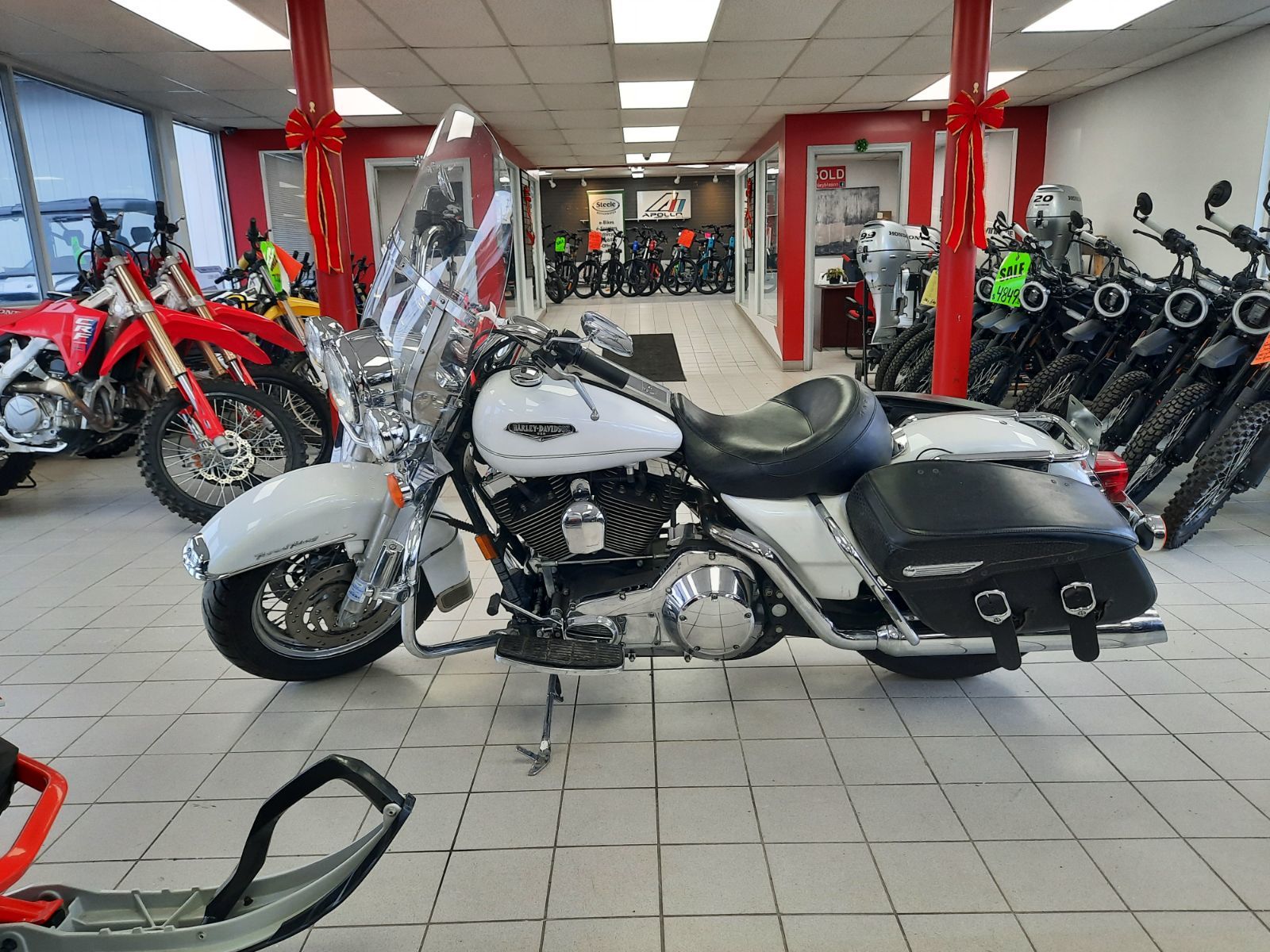 2004 Harley Davidson Motorcycle Road King CLASSIC