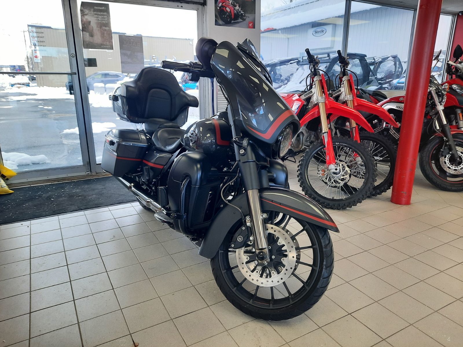 Harley Davidson Motorcycle Street Glide® CVO™ CVO 2018