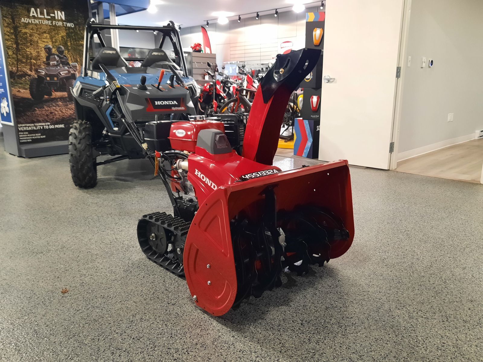 2026 HONDA PE 32 Track Drive ES