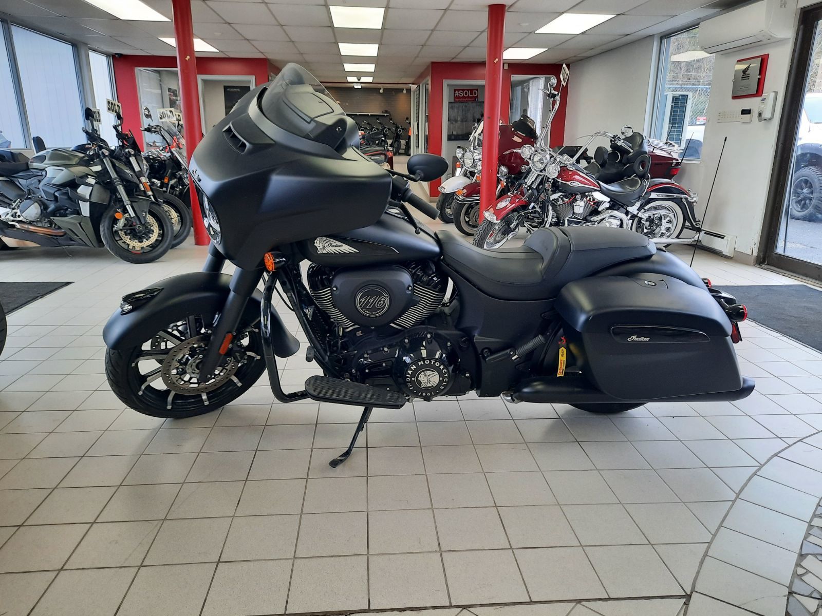 INDIAN  MOTORCYCLE CHIEFTAIN LIMITED DARKHORSE 2023