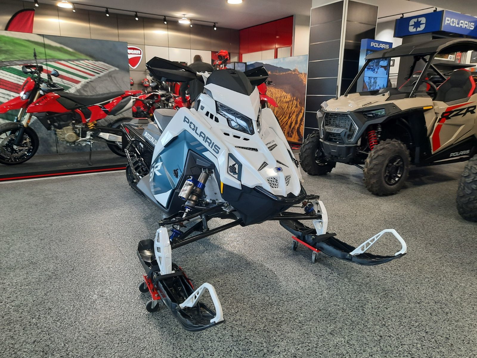 2026 Polaris PATRIOT 9R SWITCHBACK ASSAULT 146