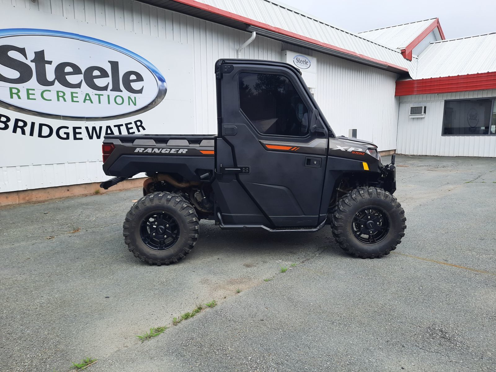 2024 Polaris Ranger XP 1000 ENCLOSED