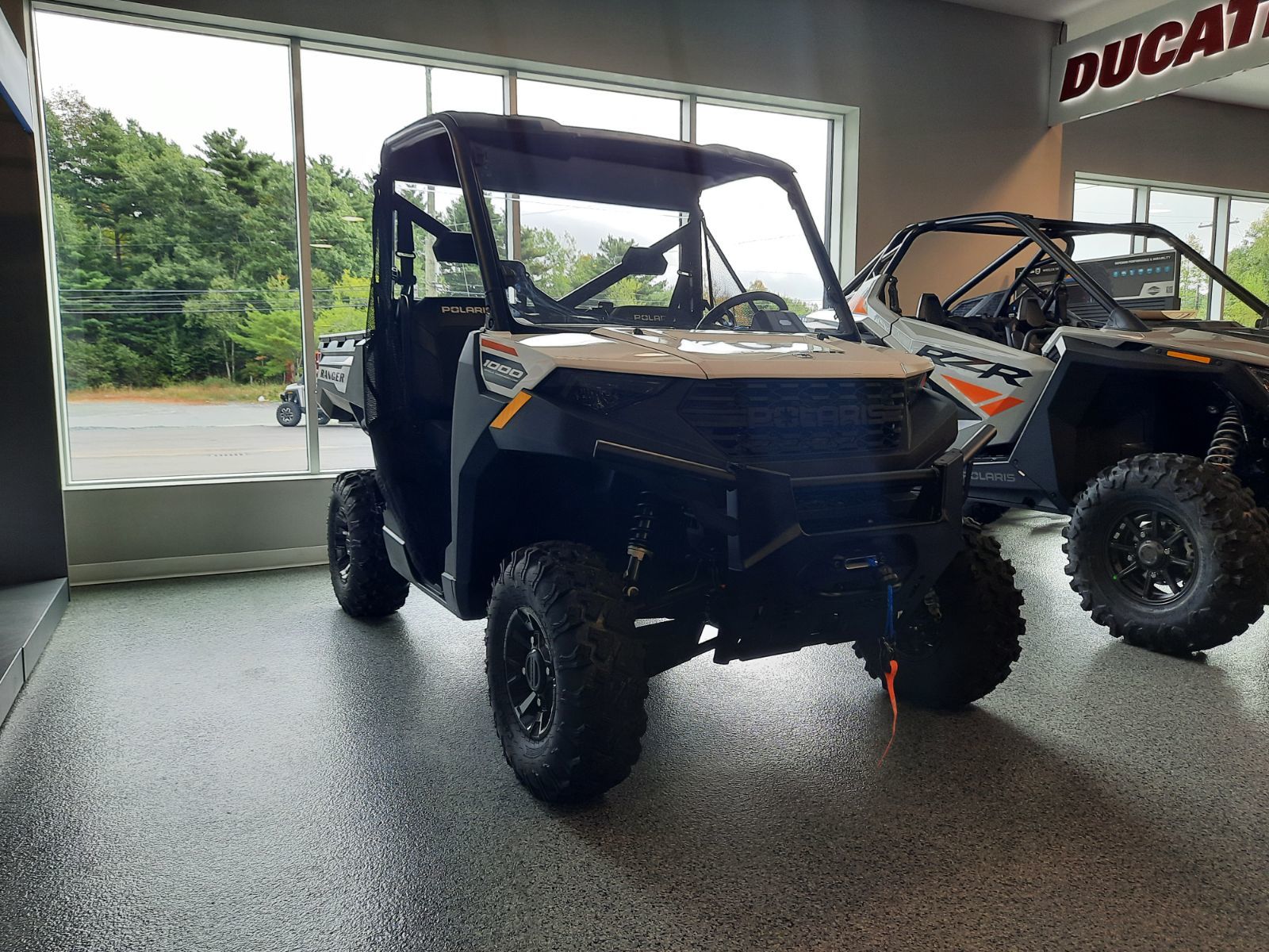 Polaris Ranger RANGER 1000 PREMIUM 2025