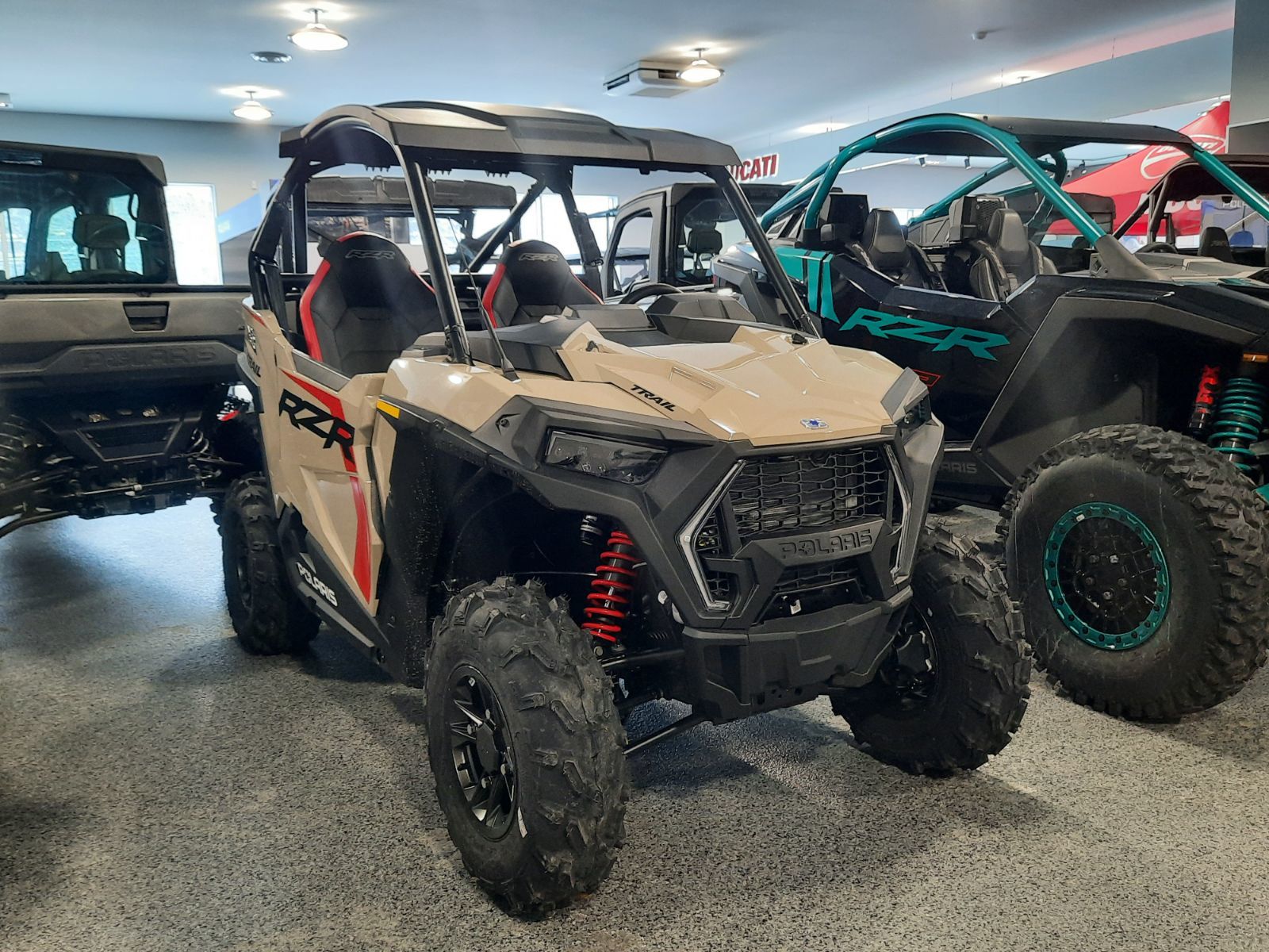 2025 Polaris RZR TRAIL ULTIMATE