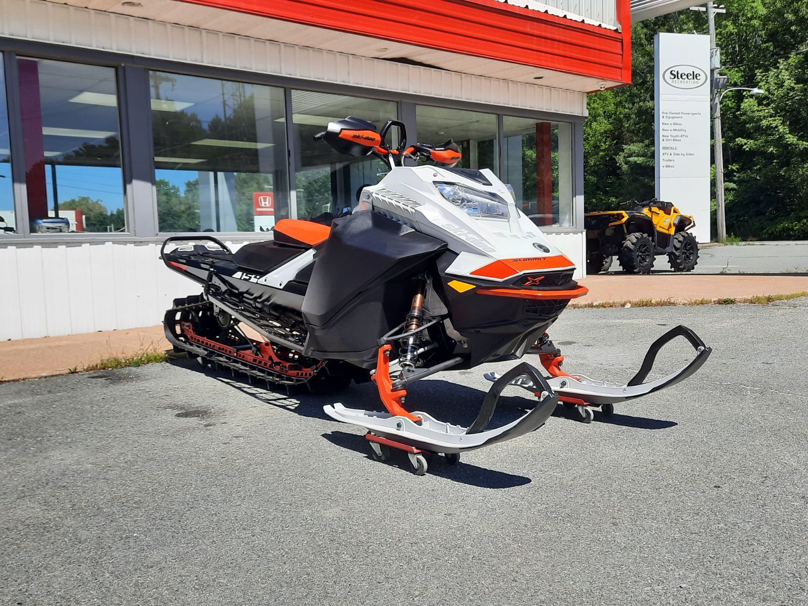 2021 SKI DOO SUMMIT X 850 TURBO 154