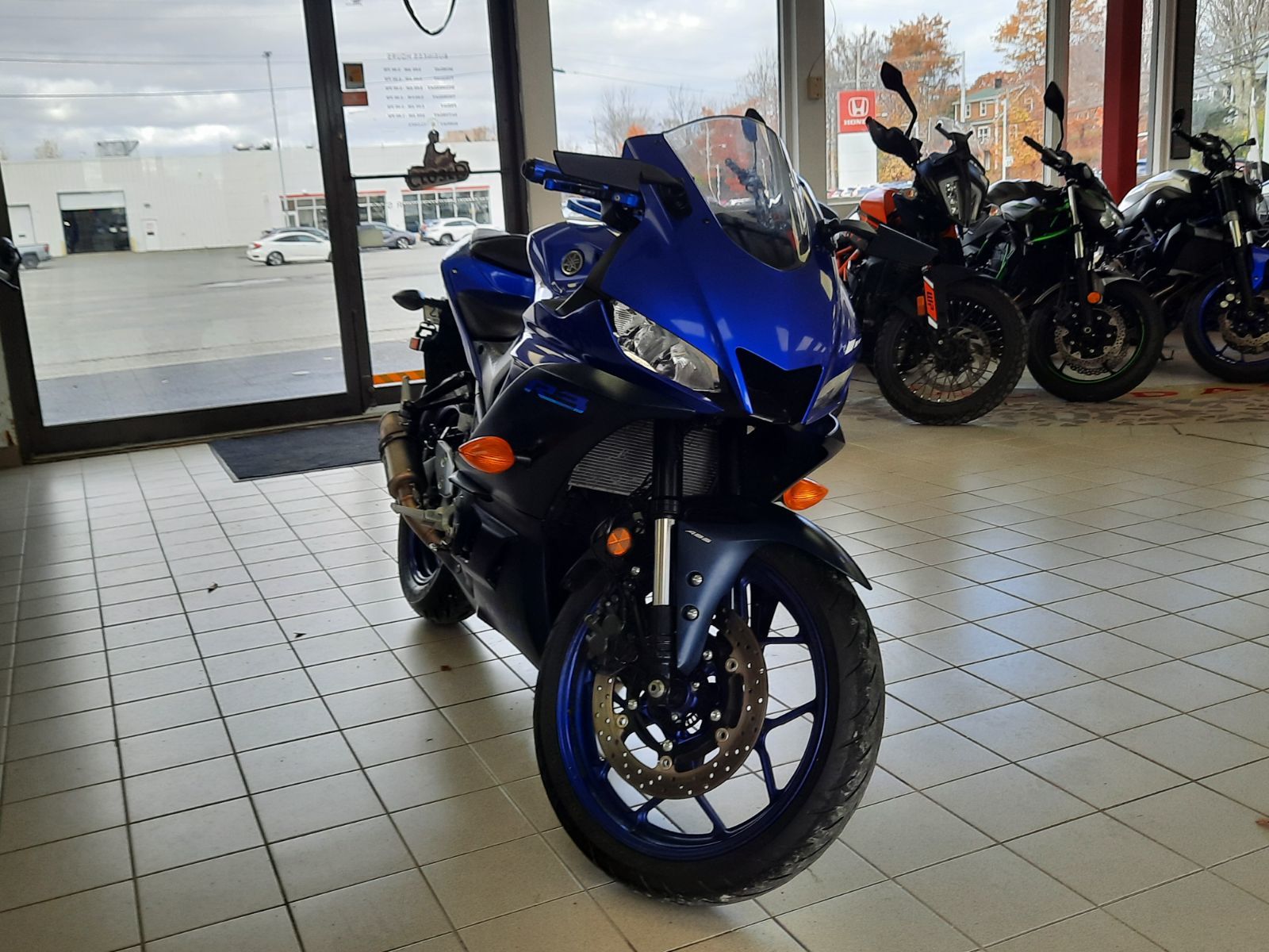Yamaha R3 R3 2022
