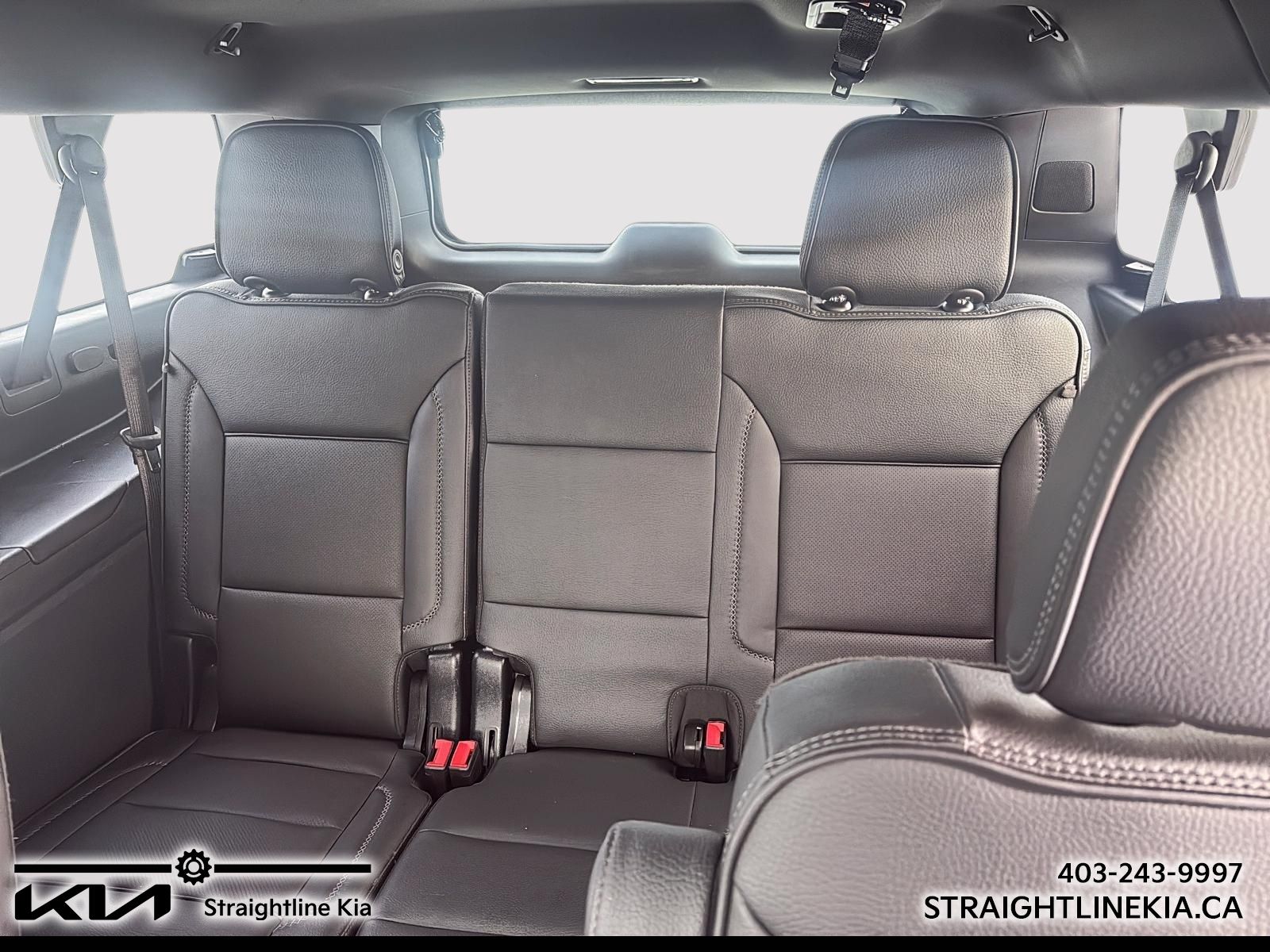 2025 Gmc Yukon XL Denali photo 2