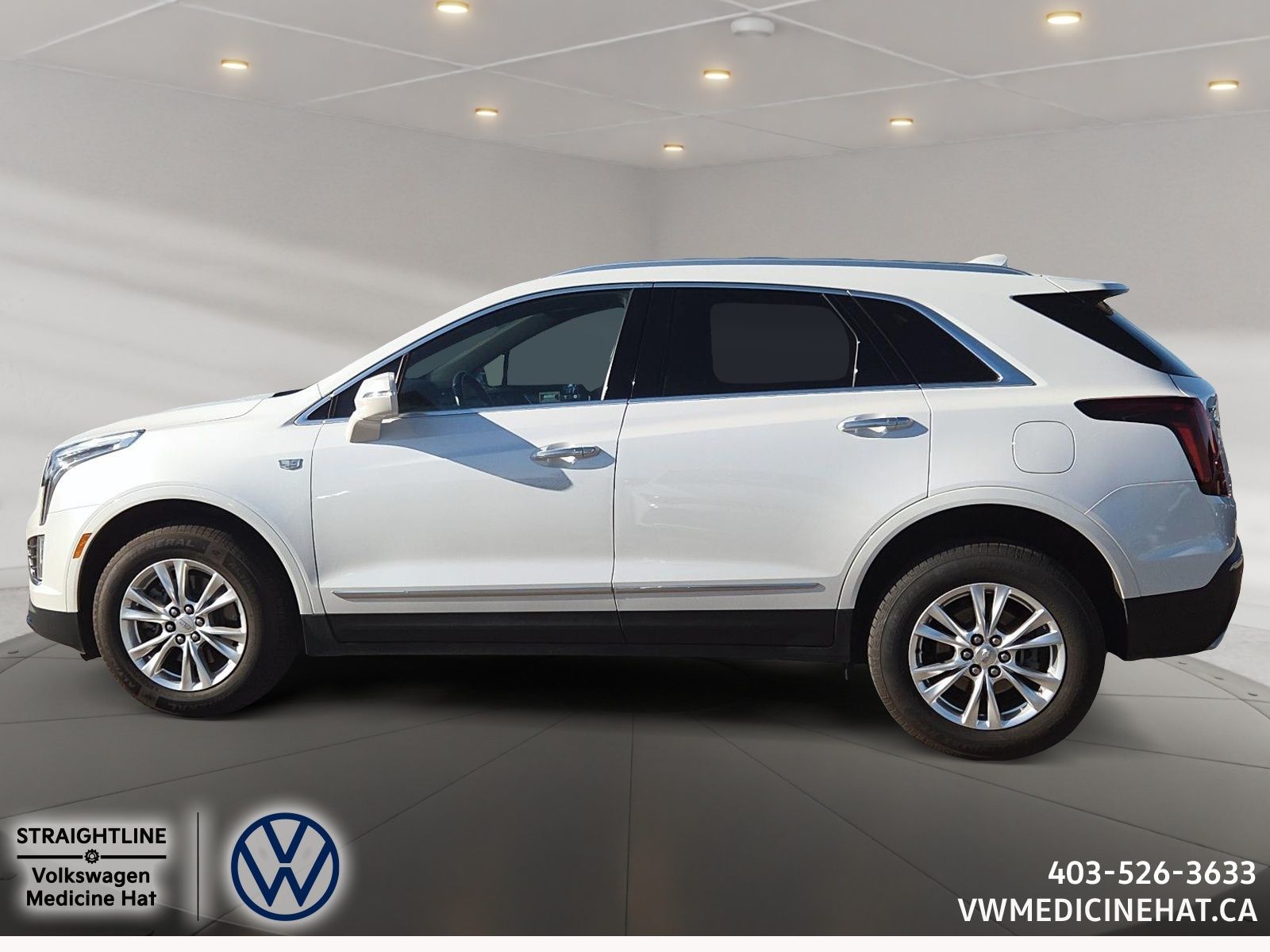 Photo 2020 Cadillac XT5 Luxury AWD #5