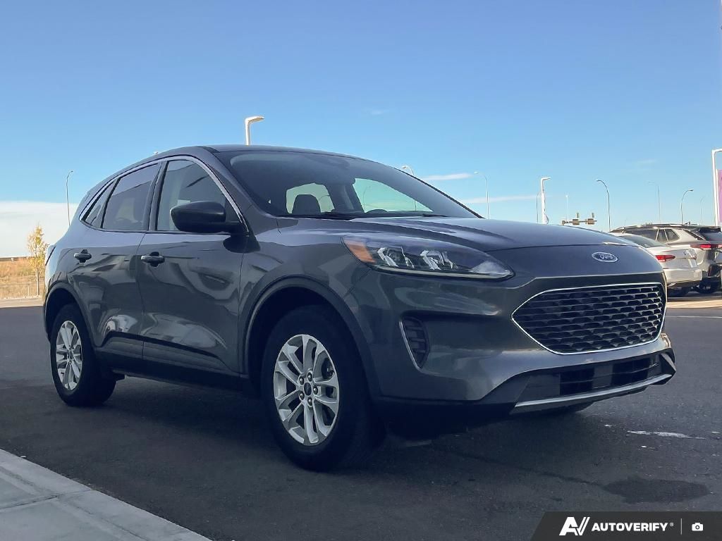 2020 Ford Escape SE 2020 Ford Escape – Modern Design, Smart Tech, Everyday Versatility