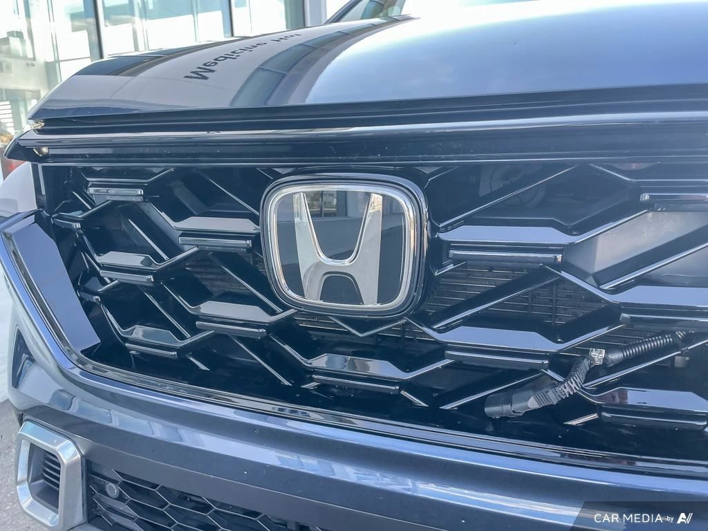 2023 Honda CR-V HYBRID Touring Hybrid Efficiency, AWD, Honda Sensing, Heated Seats