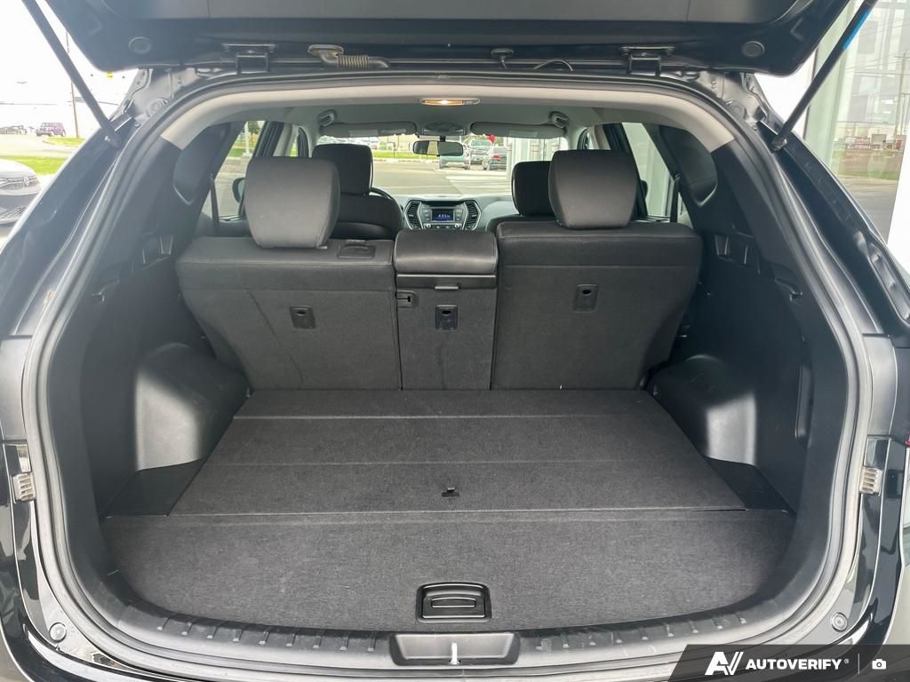 2017 Hyundai Santa Fe Sport Premium 2017 Hyundai Santa Fe Sport – Versatile, Comfortable, and Family-Ready