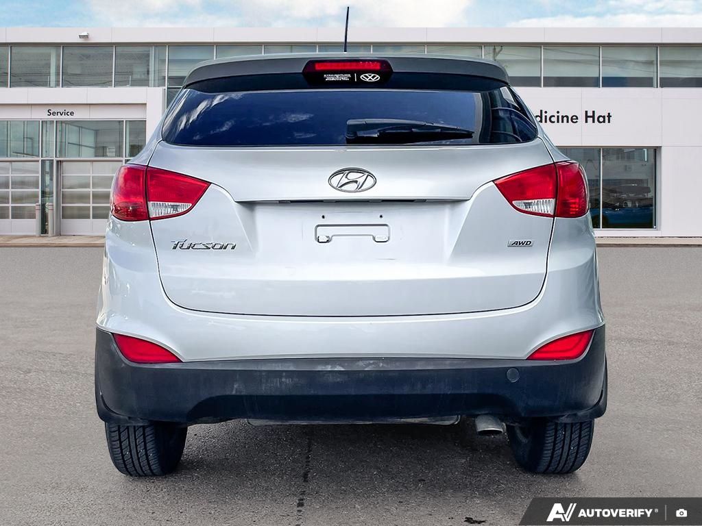 2014 Hyundai Tucson GL 2014 Hyundai Tucson GL – Versatile, Comfortable, and Reliable