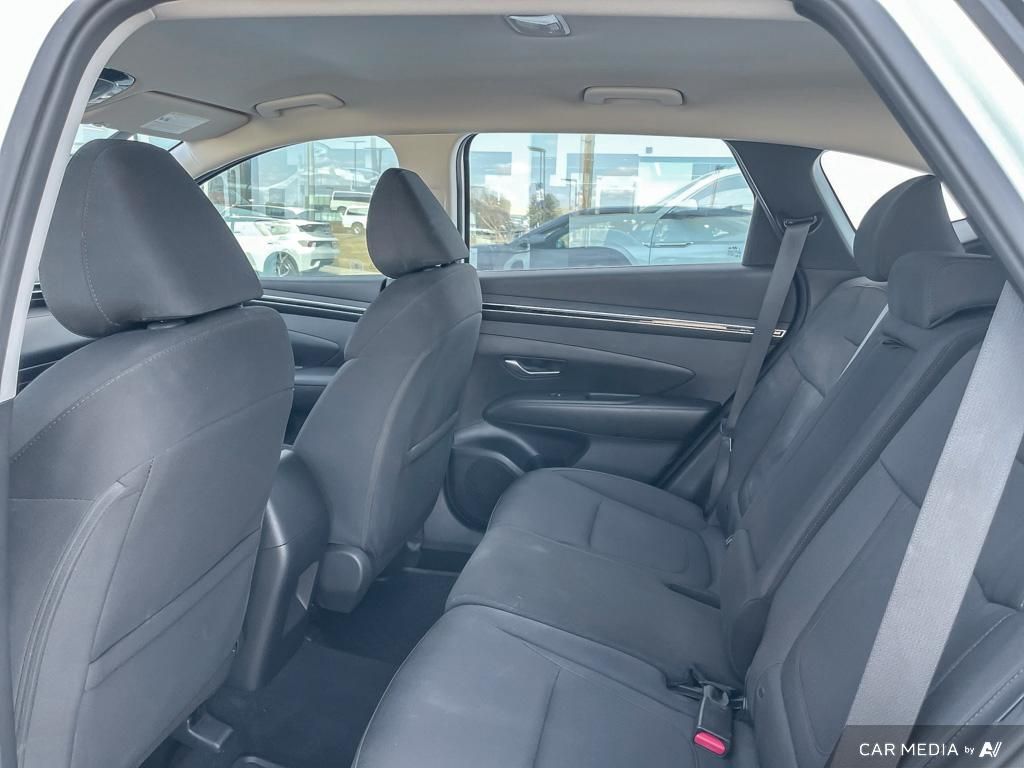 2022 Hyundai Tucson Essential 2022 Hyundai Tucson – Modern Design, Advanced Safety, Everyday Comfort