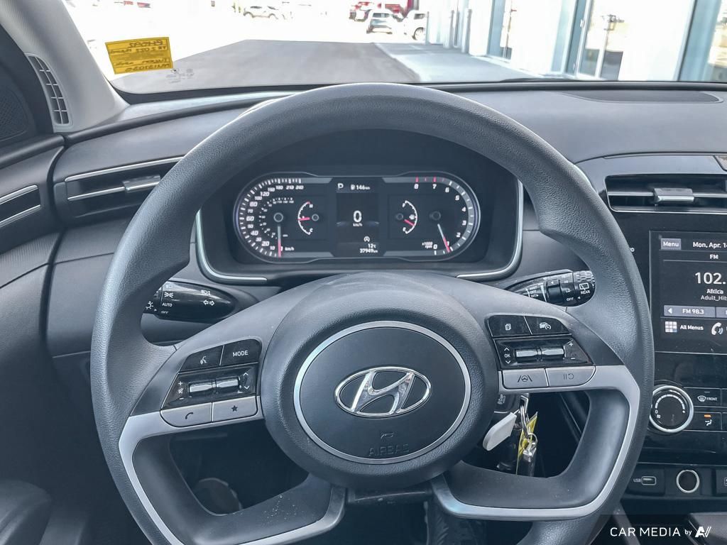 2022 Hyundai Tucson Essential 2022 Hyundai Tucson – Modern Design, Advanced Safety, Everyday Comfort