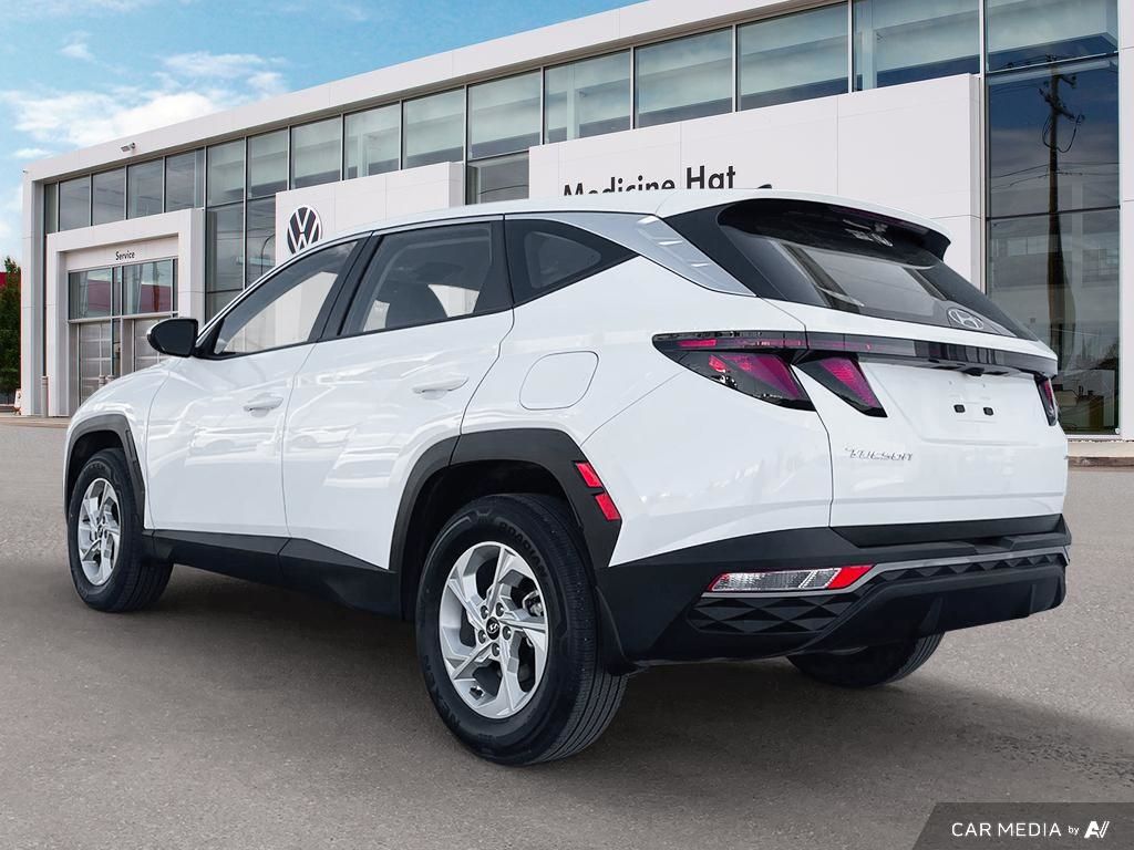 2022 Hyundai Tucson Essential 2022 Hyundai Tucson – Modern Design, Advanced Safety, Everyday Comfort