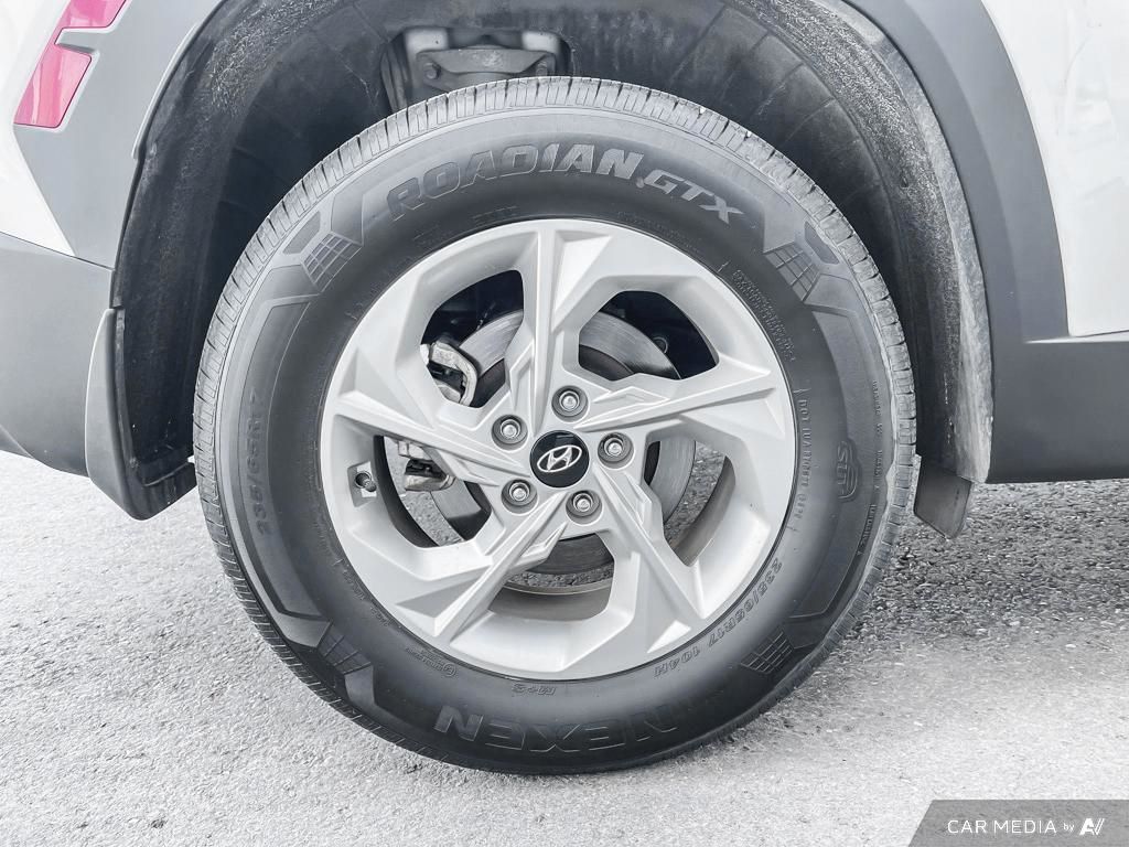 2022 Hyundai Tucson Essential 2022 Hyundai Tucson – Modern Design, Advanced Safety, Everyday Comfort