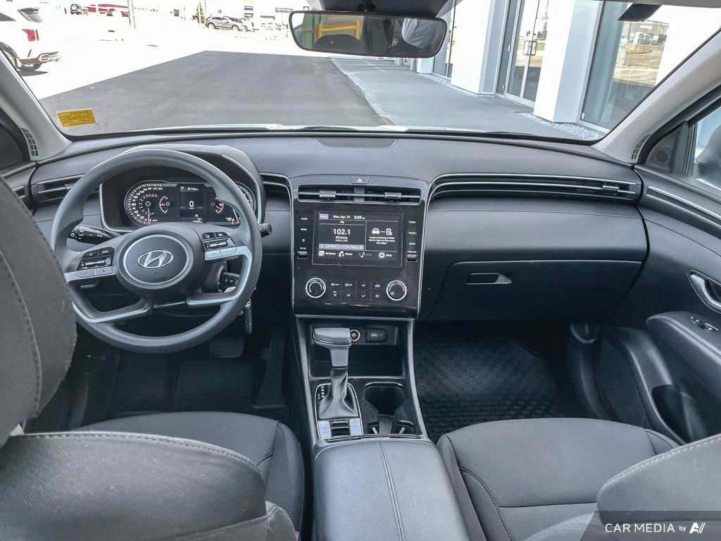 2022 Hyundai Tucson Essential 2022 Hyundai Tucson – Modern Design, Advanced Safety, Everyday Comfort