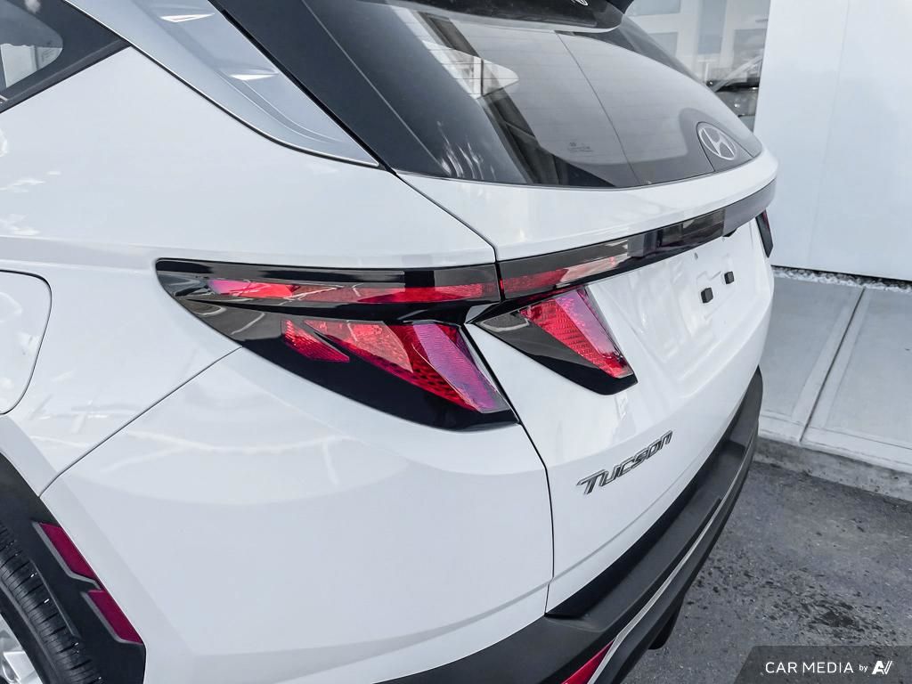 2022 Hyundai Tucson Essential 2022 Hyundai Tucson – Modern Design, Advanced Safety, Everyday Comfort