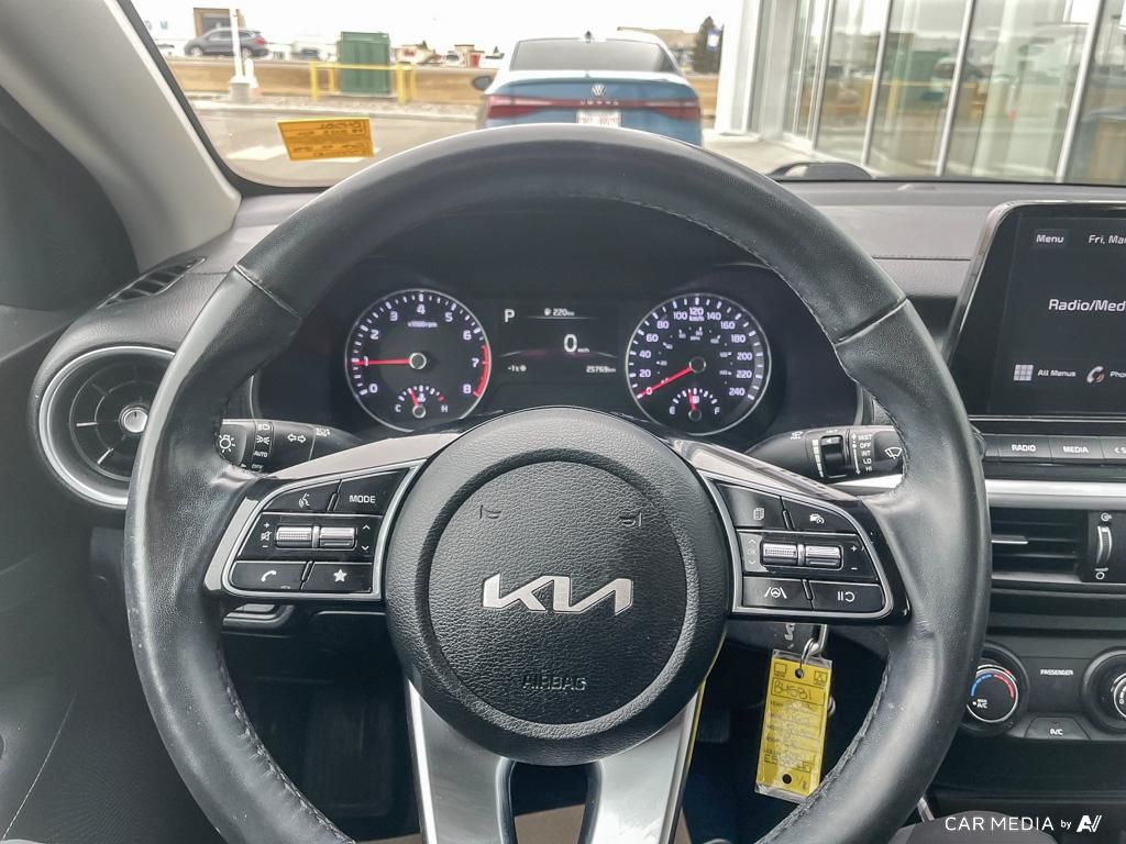 2023 Kia Forte EX One Owner, Low KM, Backup Cam, Great Value Sedan