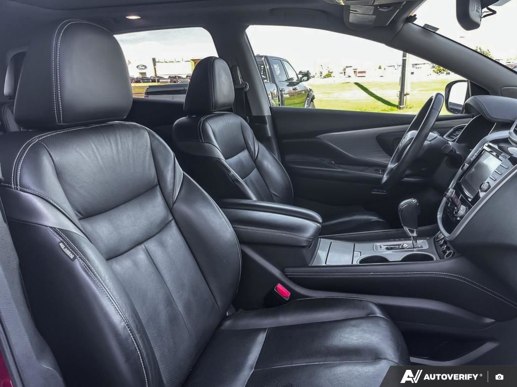 2017 Nissan Murano Platinum 2017 Nissan Murano – Stylish Comfort, Advanced Tech, Confident Drive