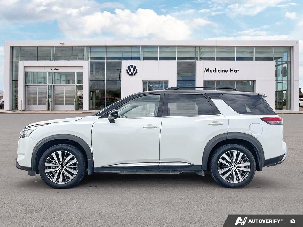2022 Nissan Pathfinder Platinum Luxury 7-Seater, Panoramic Roof, AWD Confidence