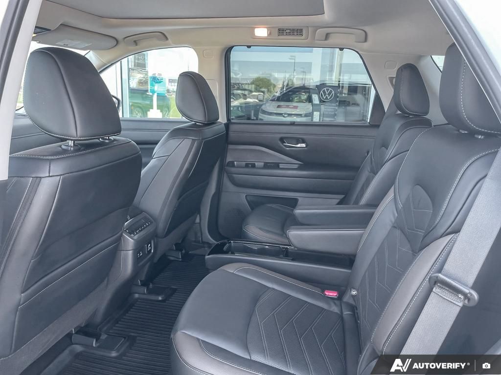 2024 Nissan Pathfinder Platinum Luxury SUV, 7 Seats, Panoramic Roof, AWD
