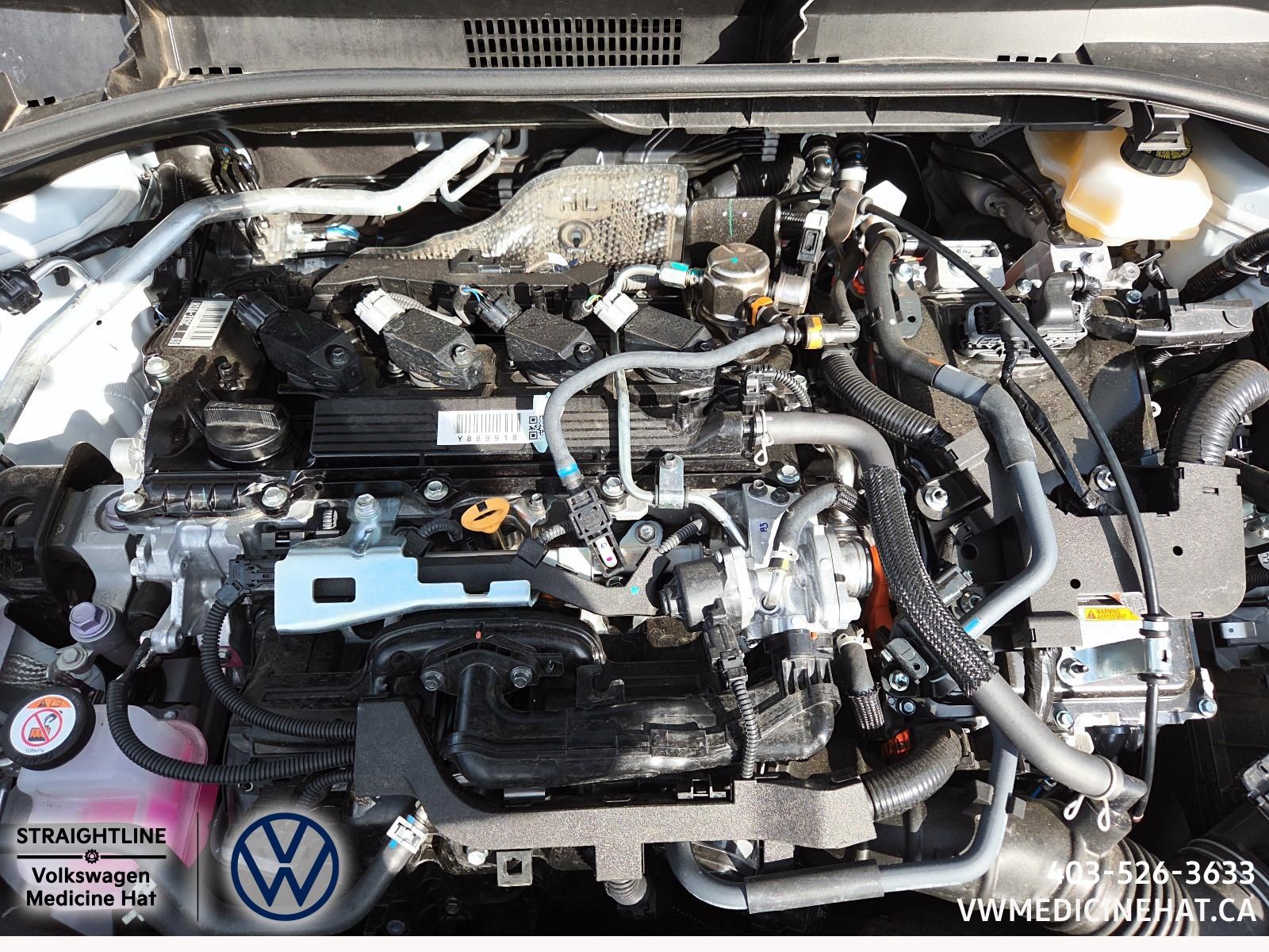 Photo 2026 Toyota Corolla Cross Hybrid XSE #8