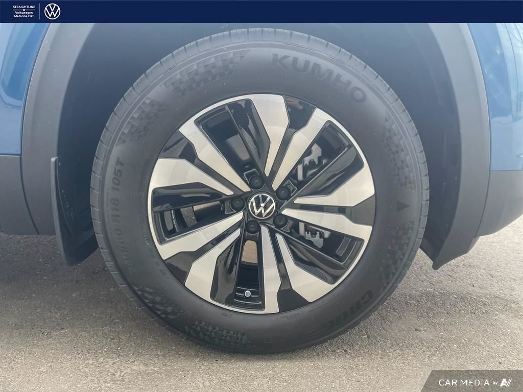 2025 Volkswagen Atlas Comfortline Spacious 7-seater SUV with power, tech, and AWD.