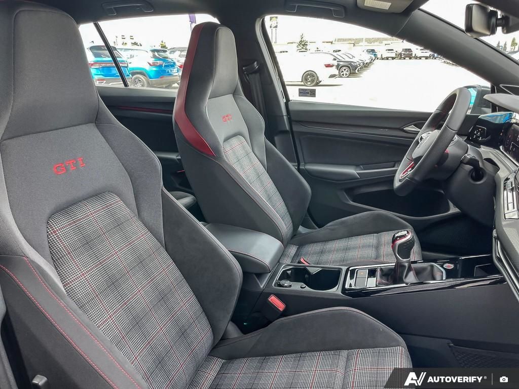 2024 Volkswagen Golf GTI 380 Performance 6M 380 Nm Torque, 6-Speed Manual, Sport Seats, Sunroof