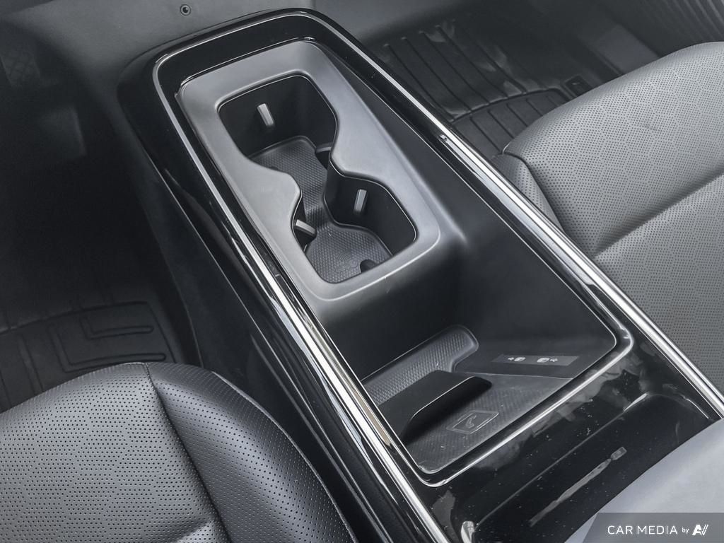 2025 Volkswagen ID.4 Pro S AWD All-Electric AWD, Heated Seats, Panoramic Roof, Tech