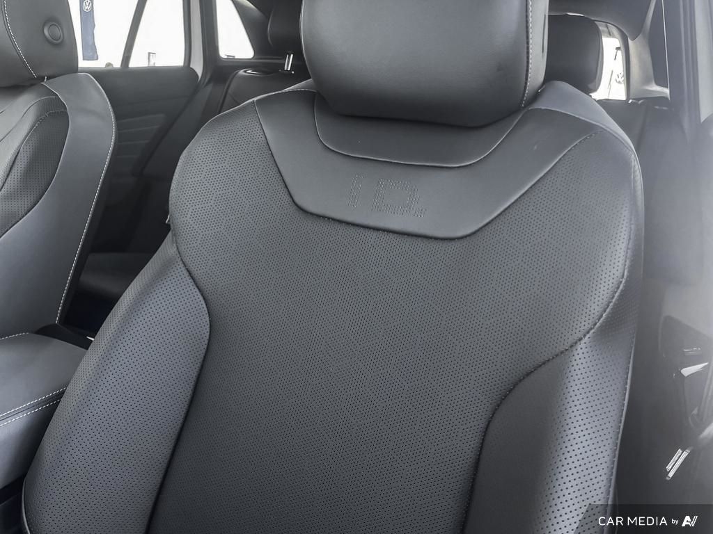 2025 Volkswagen ID.4 Pro S AWD All-Electric AWD, Heated Seats, Panoramic Roof, Tech