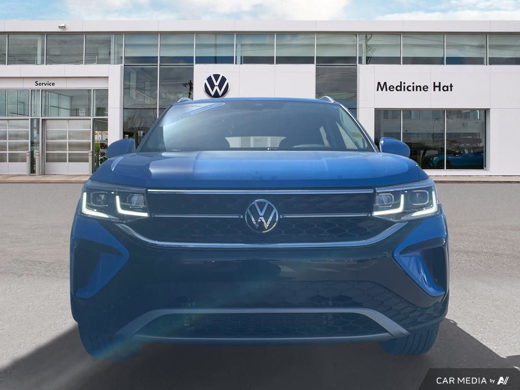 2024 Volkswagen Taos Highline 2024 Taos Highline – Big Style, Smart Drive.