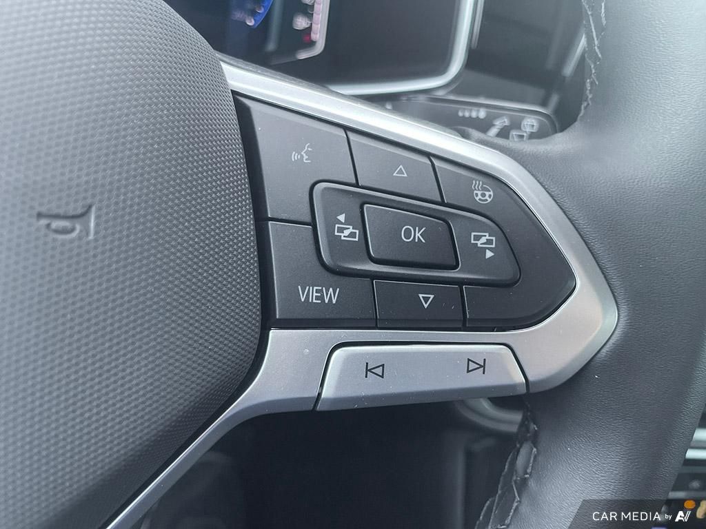 2025 Volkswagen Taos Comfortline Black Edition 4MOTION Black Edition Style, Turbo, Heated Seats, AWD Option