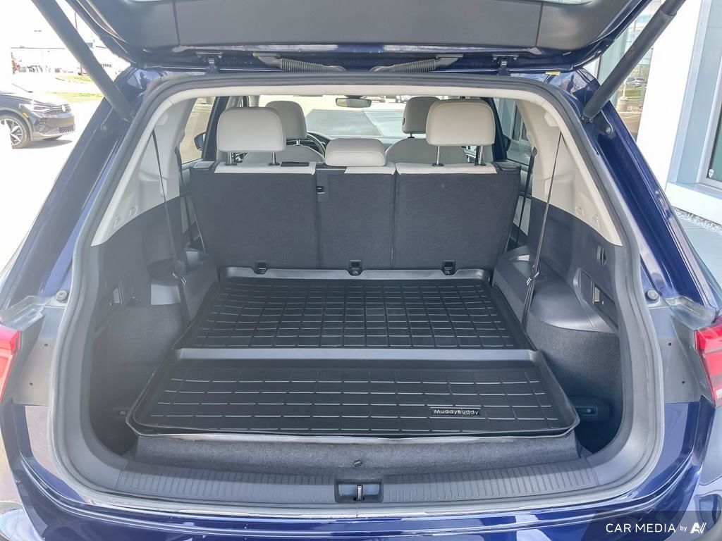 2021 Volkswagen Tiguan Highline 2021 Volkswagen Tiguan Highline — Premium, Versatile, and Ready for Any Journey