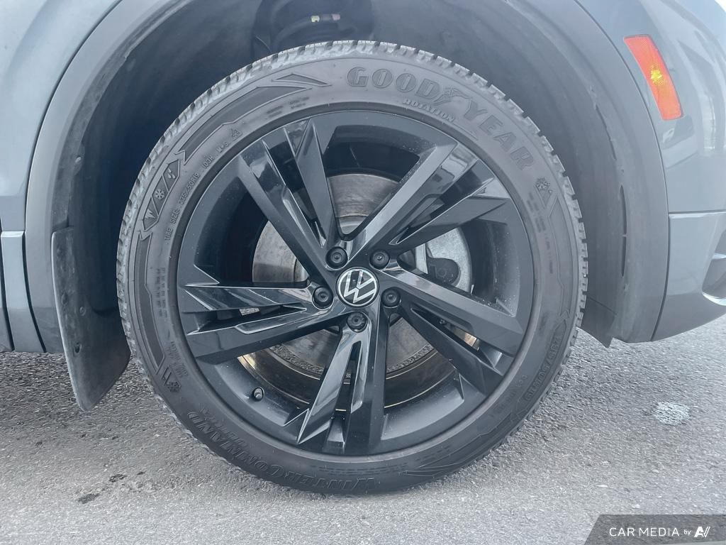 2024 Volkswagen Tiguan Comfortline R-Line Black Edition 2024 Tiguan Comfortline R-Line Black Edition — Where Sport Meets Sophistication.