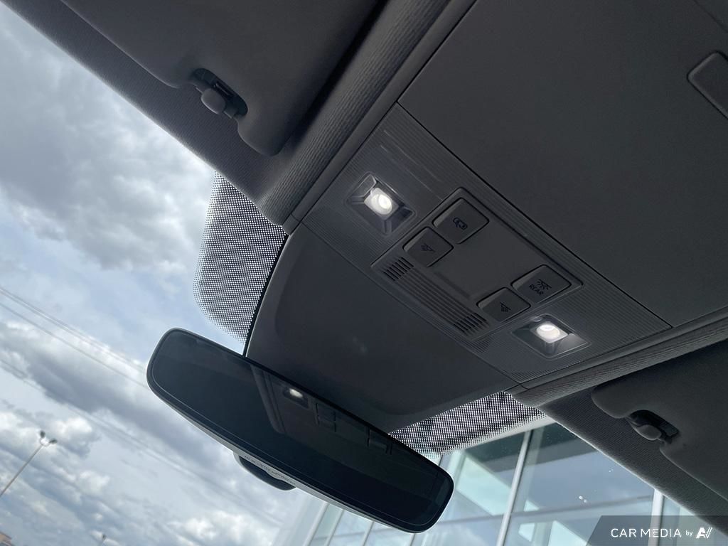 2024 Volkswagen Tiguan Comfortline 2024 Tiguan Comfortline — Where Style Meets Everyday Comfort.
