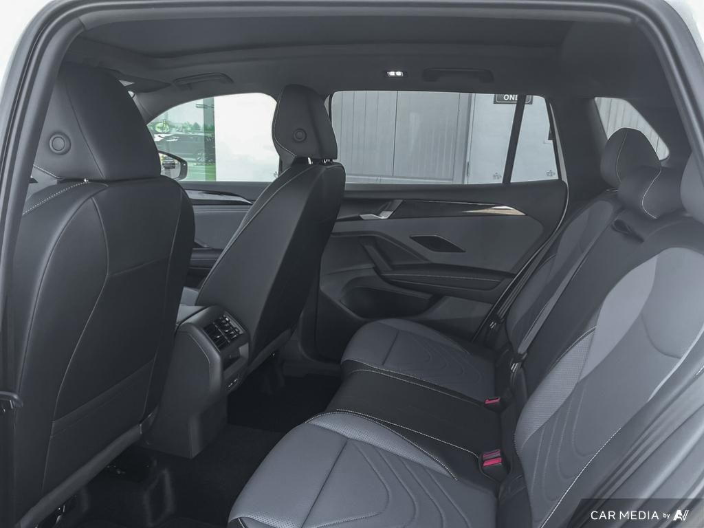 2025 Volkswagen Tiguan Comfortline R-Line Black Edition