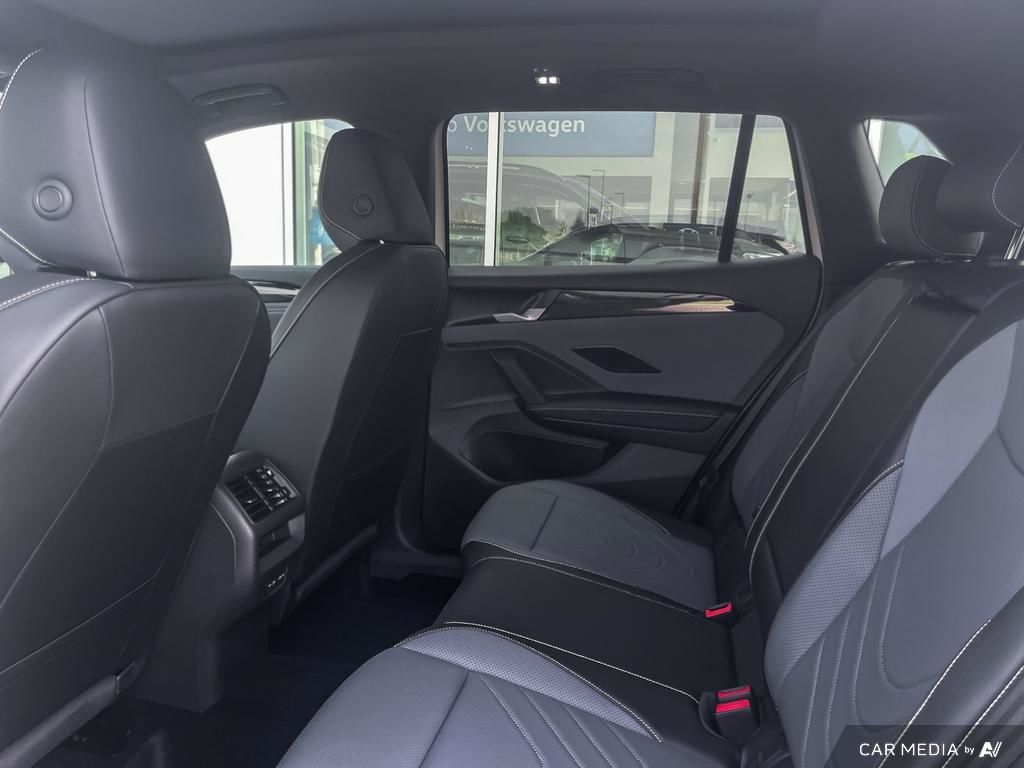 2025 Volkswagen Tiguan Comfortline R-Line Black Edition