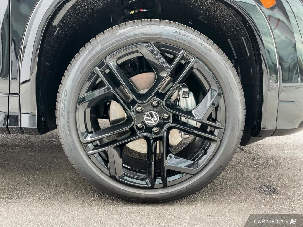 2025 Volkswagen Tiguan Comfortline R-Line Black Edition