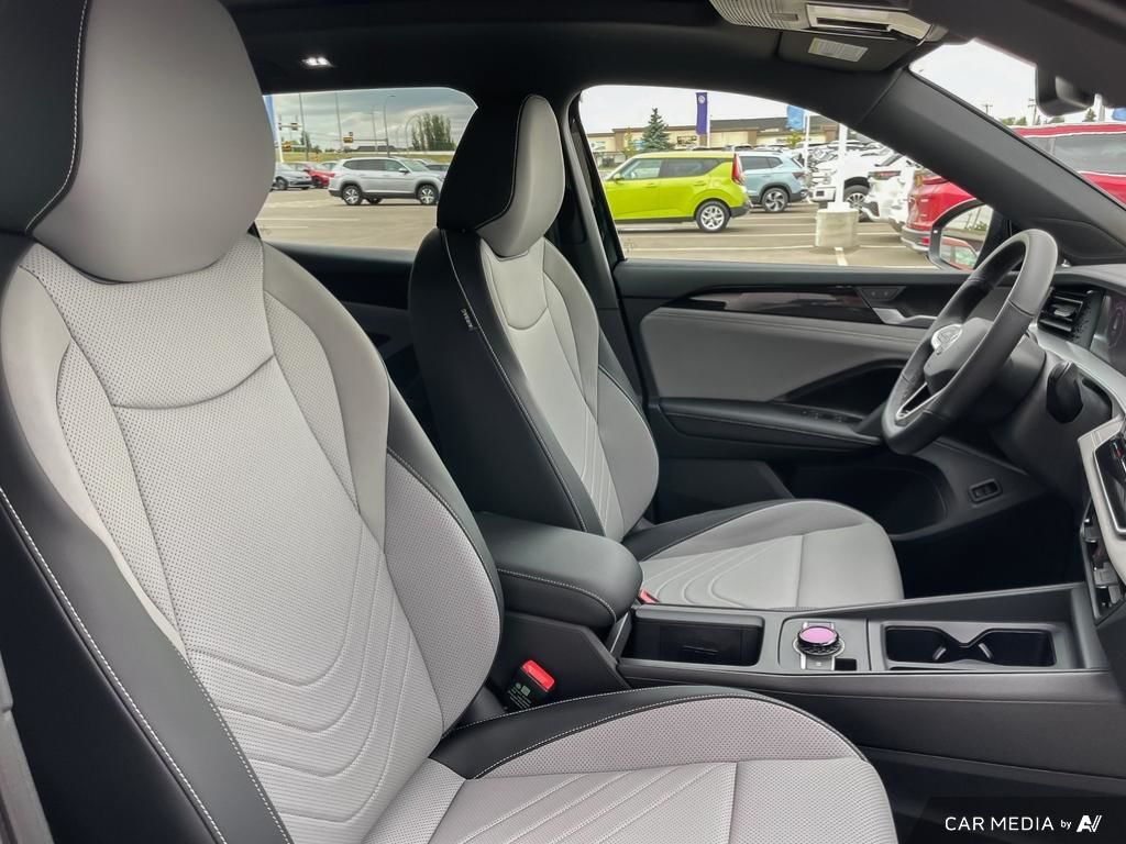 2025 Volkswagen Tiguan Comfortline R-Line Black Edition