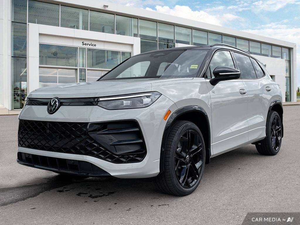 2025 Volkswagen Tiguan Comfortline R-Line Black Edition
