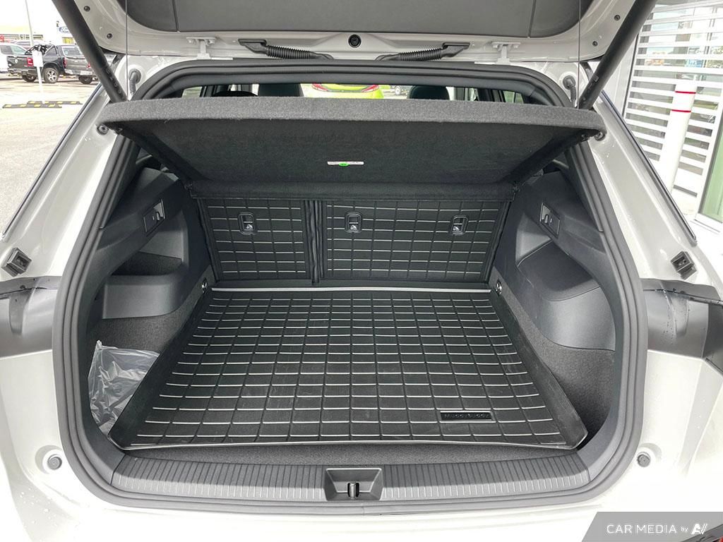2025 Volkswagen Tiguan Comfortline R-Line Black Edition