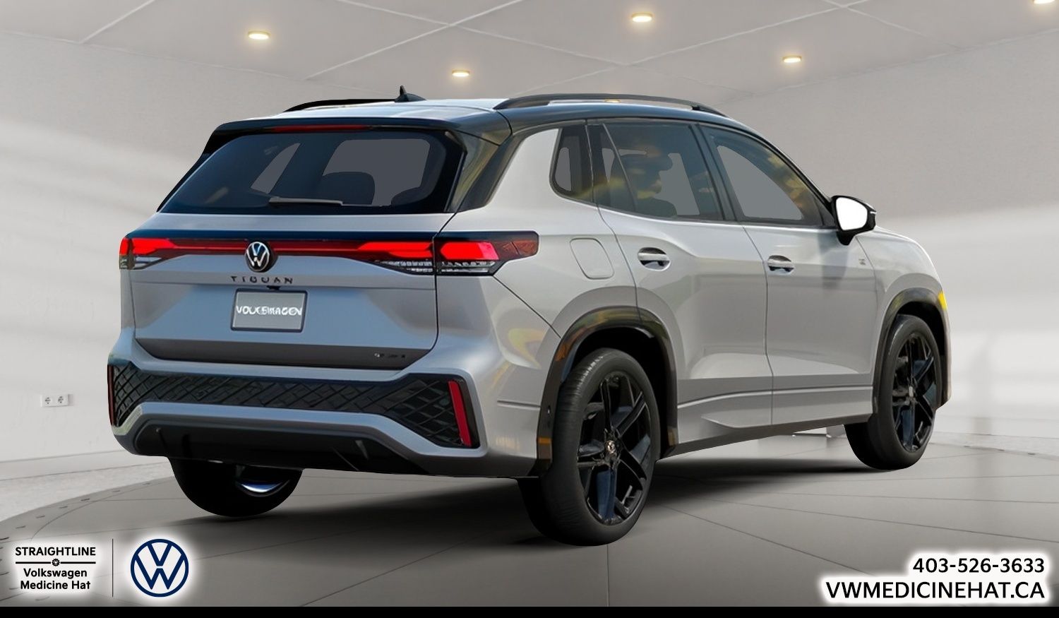 Photo 2026 Volkswagen Tiguan Comfortline R-Line Black Edition 4MOTION #3
