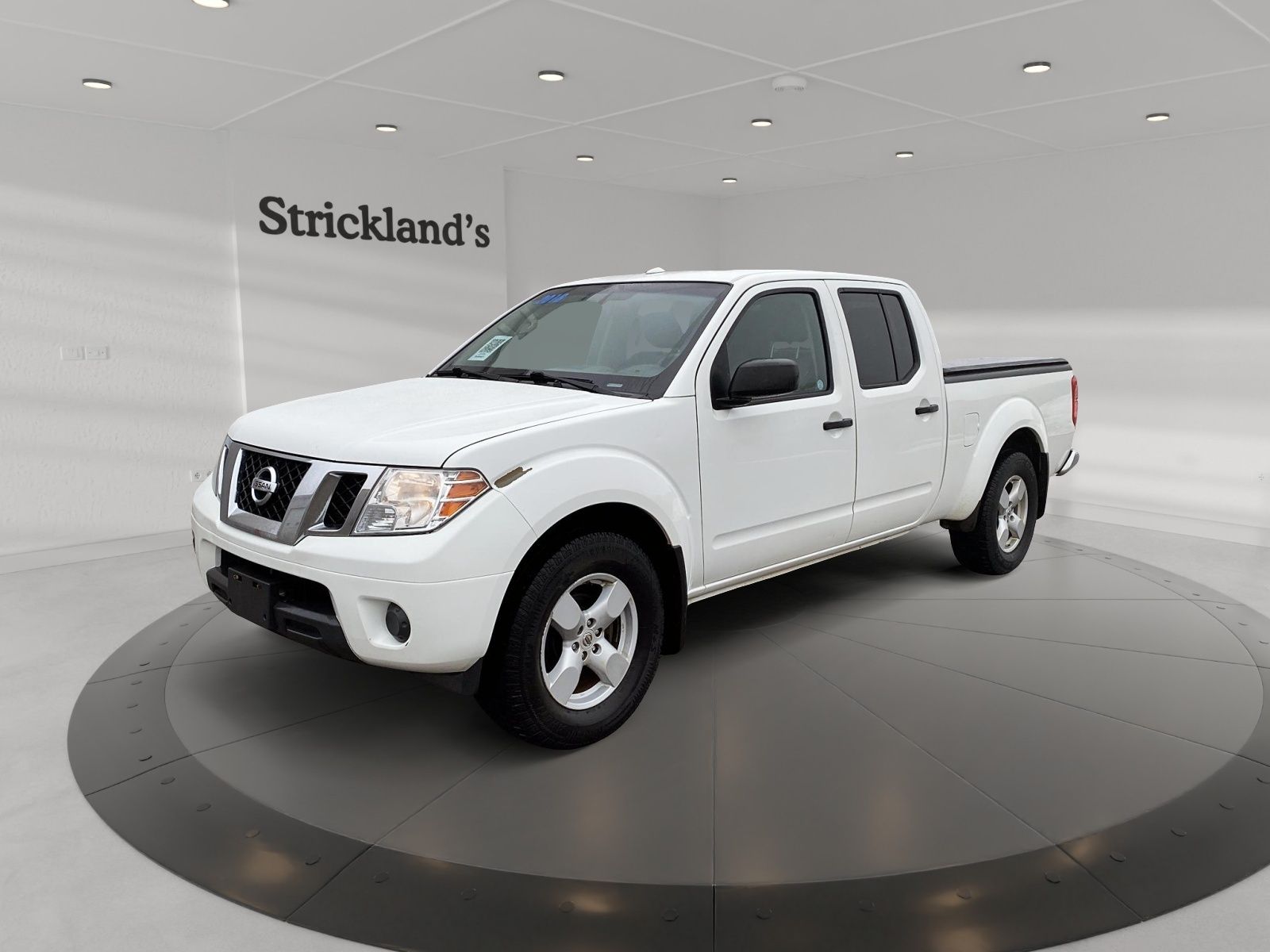 2018 Nissan Frontier Crew Cab SV 4x4 at 235241A Strickland's