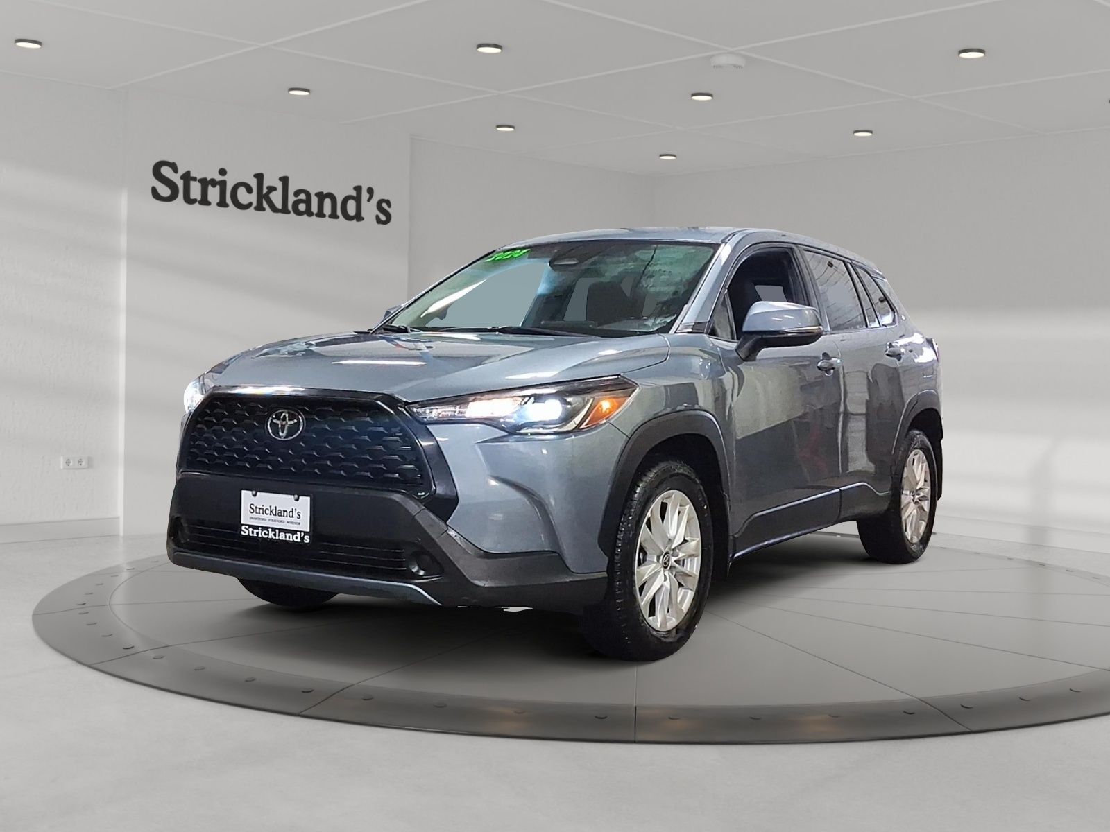 2024 Toyota Corolla Cross LE AWD