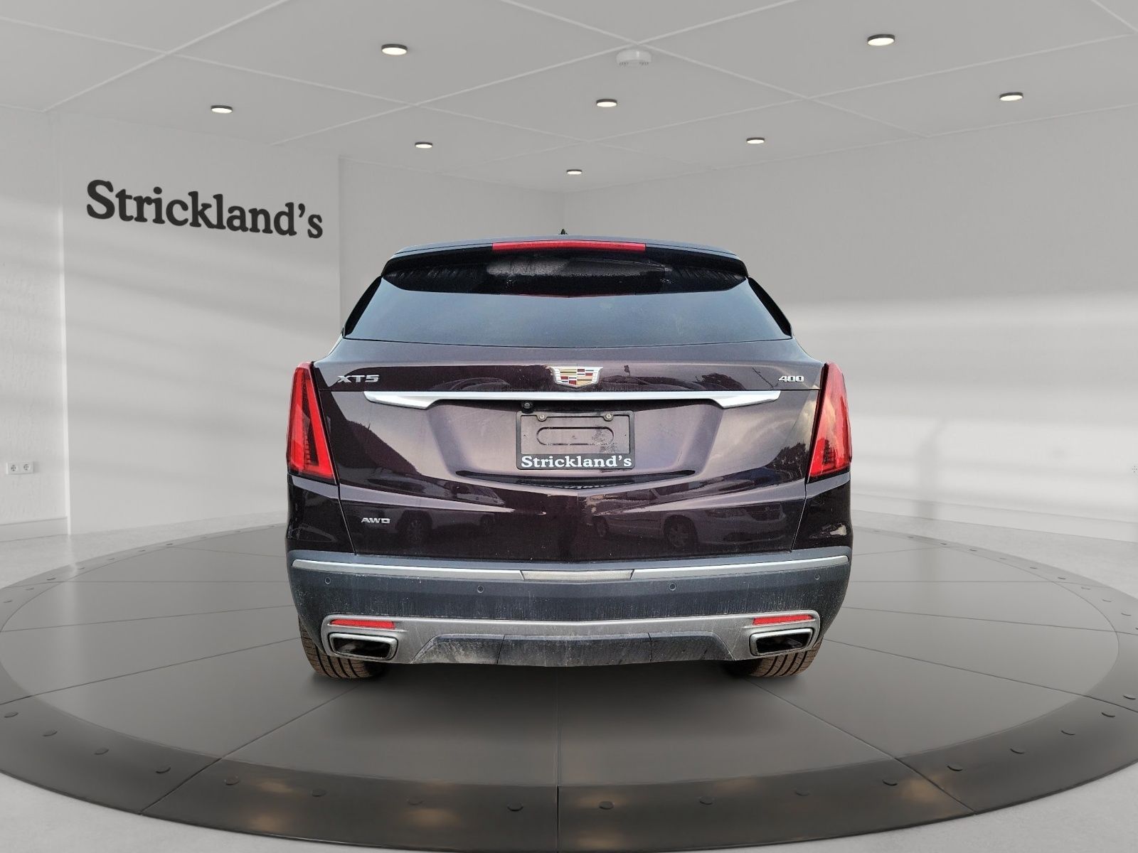 Photo 2021 Cadillac XT5 Premium Luxury AWD #3