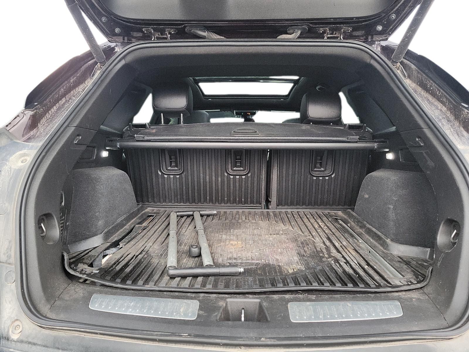 Photo 2021 Cadillac XT5 Premium Luxury AWD #6