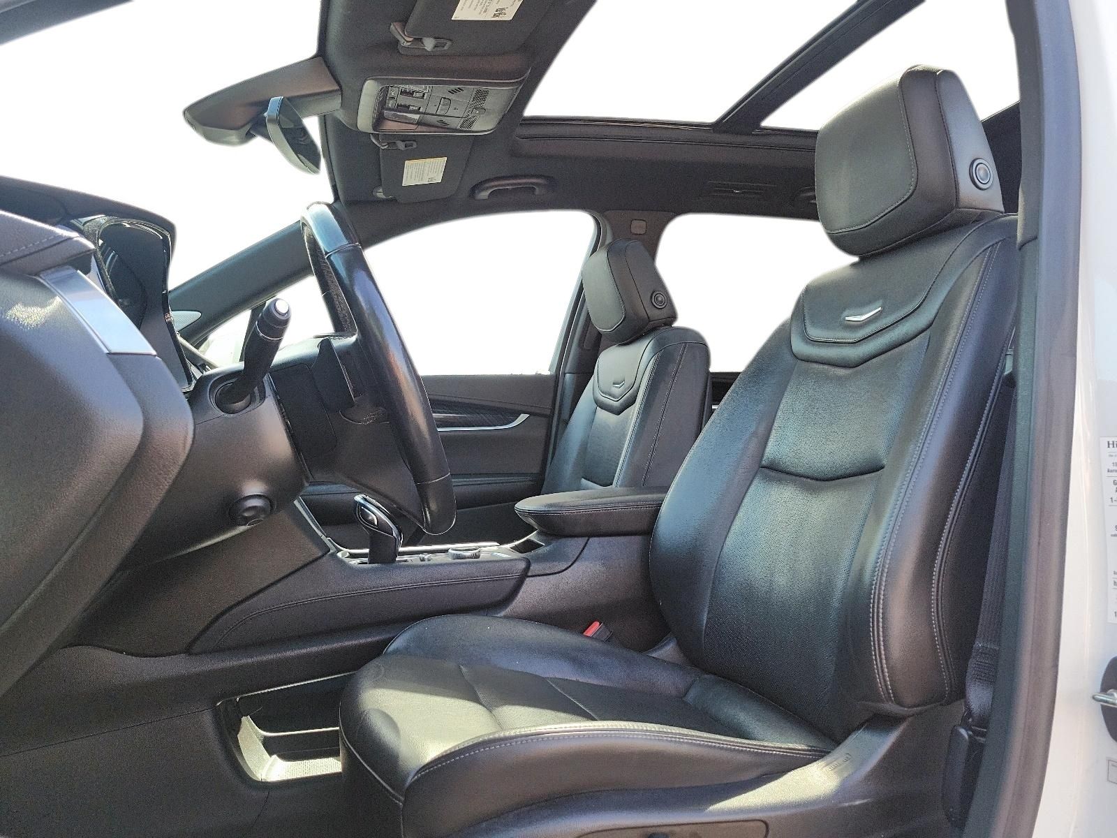 Photo 2020 Cadillac XT6 Premium Luxury AWD #8